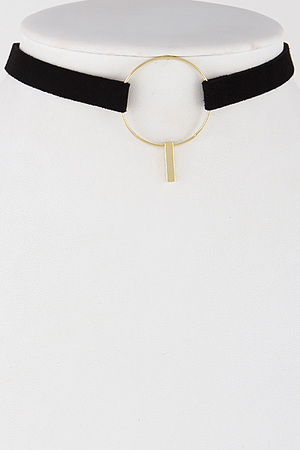 Fashionabale Choker Necklace with Circle Emblem 6LAC9